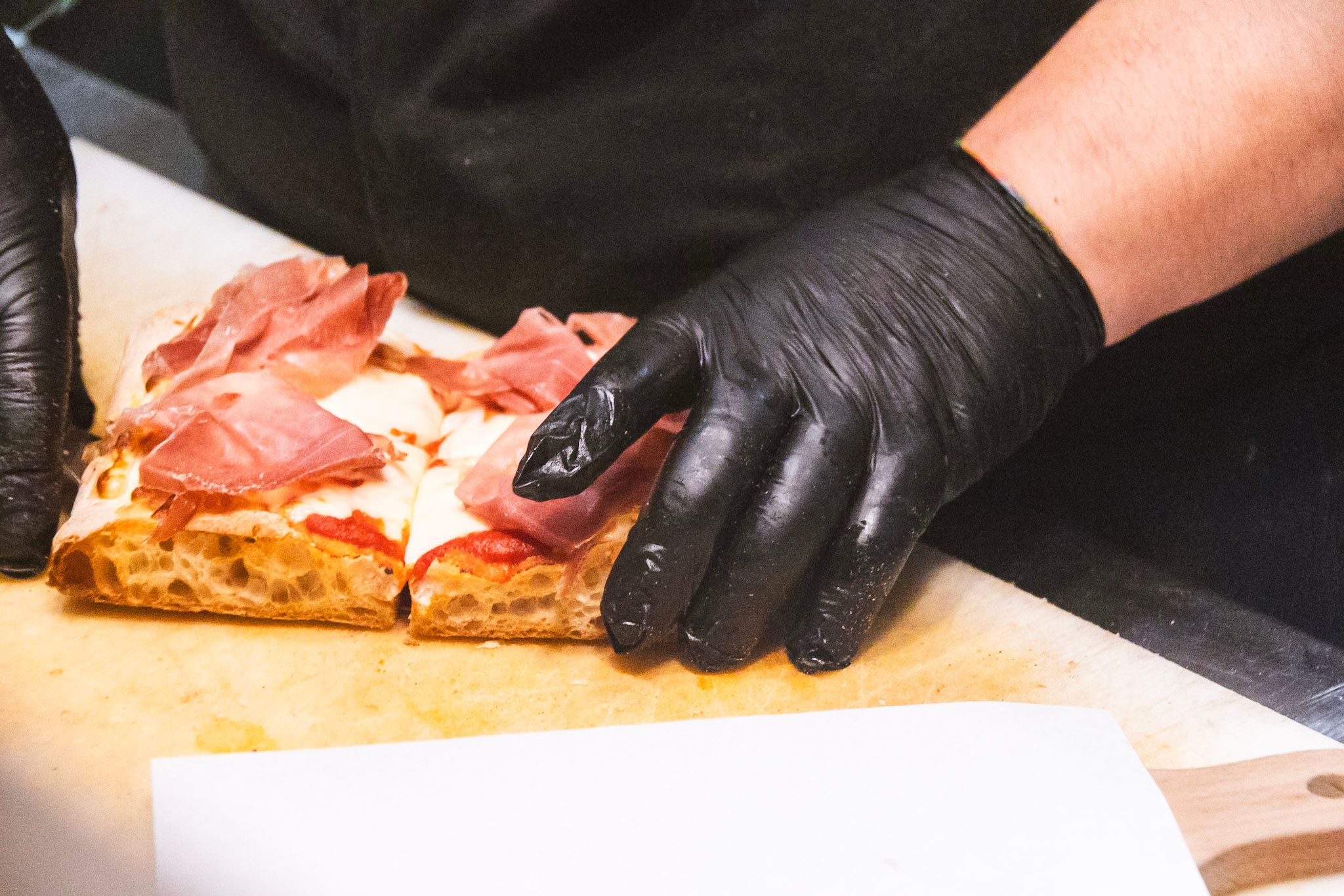 Preparazione cibo all'Oste Scuro